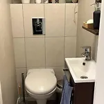 Eget Rom Og Bad Med Delt Kjokken, 15 Minutter Fra Trondheim
