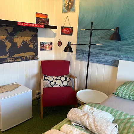 Appartement Hyggelig Rom Med Kjoleskap Mikro Og Vannkoker Samt Eget Bad Og Toalett Nydelig Utsikt Og Gratis Parkering Malvik